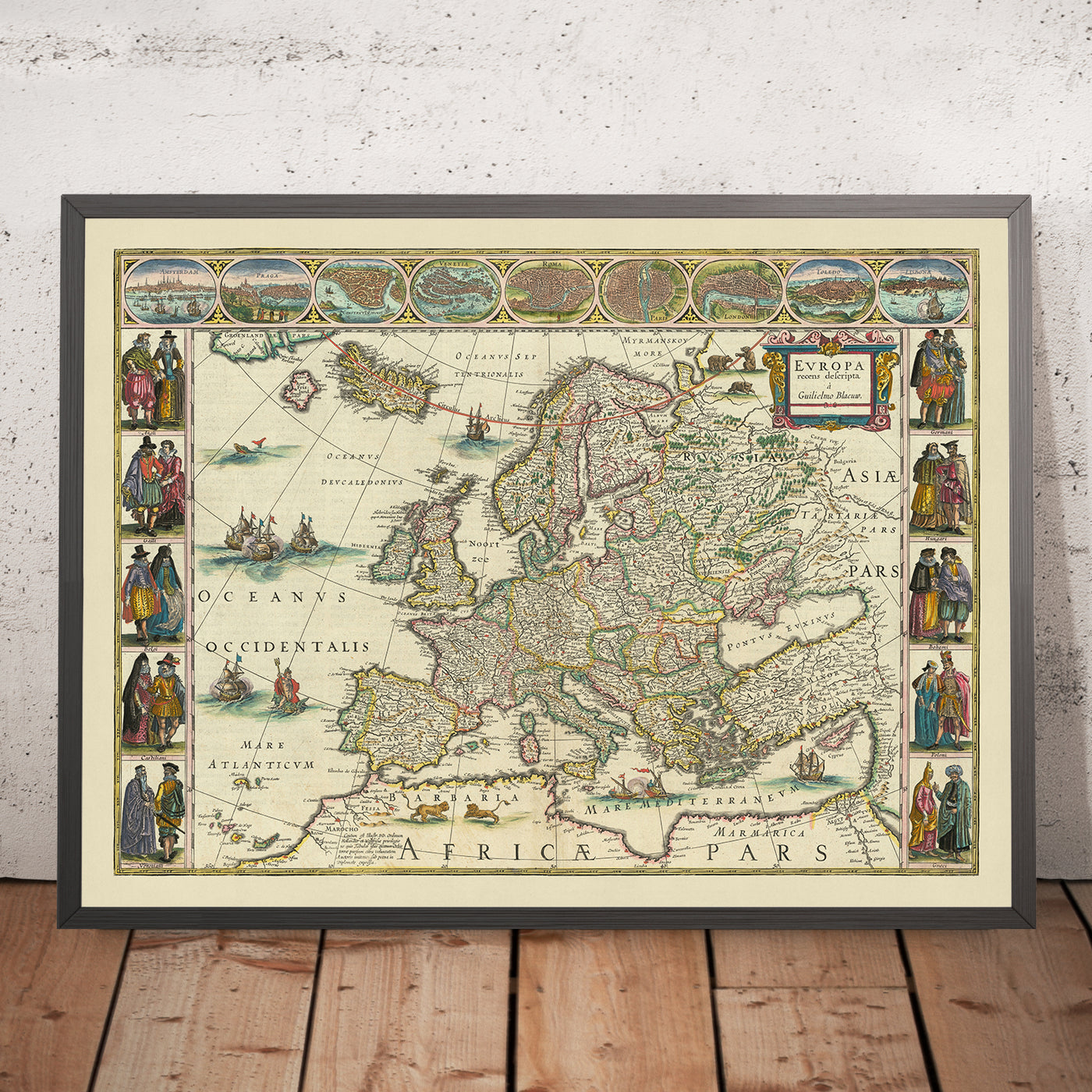 Antigua Mapa de Europa por Willem Blaeu, 1630: Obra Maestra Holandesa, Ilustraciones Culturales, Elementos Míticos 