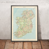 Antica mappa d’epoca mid-century dell’Irlanda di Bartholomew, 1955 