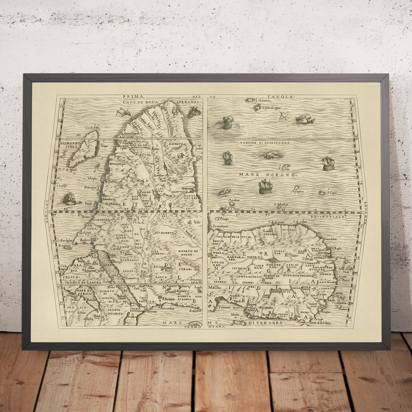 Ancienne carte inversée de l'Afrique par Ramusio, 1554 