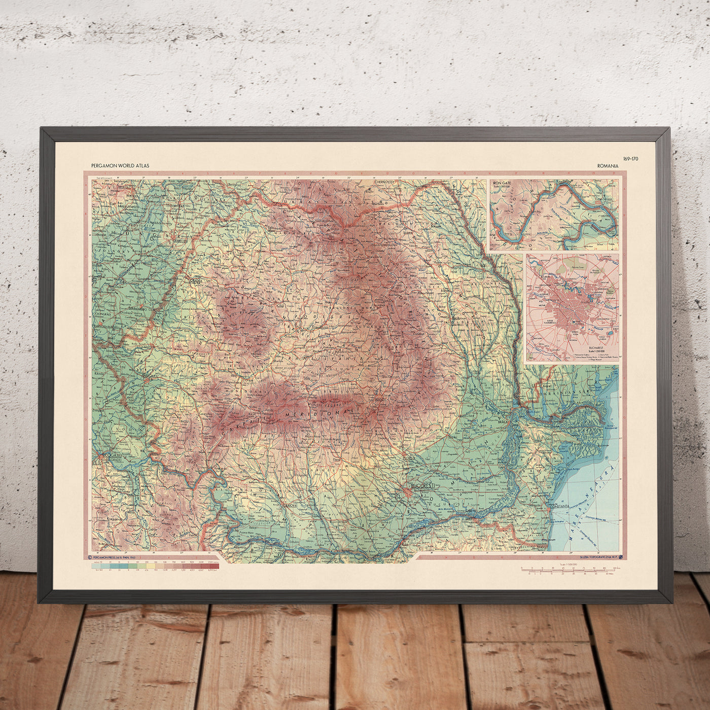 Mapa antiguo de Rumanía, 1967: Bucarest, Cluj-Napoca, Timișoara, Montañas Cárpatos, Río Danubio 