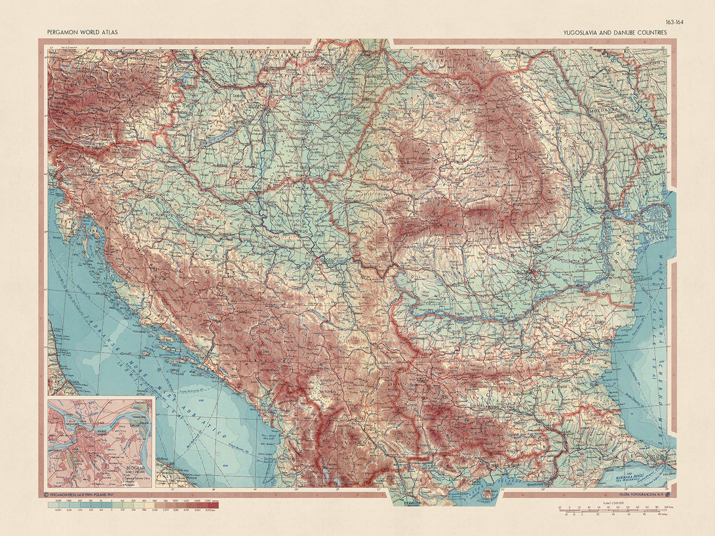 Mapa antiguo de Yugoslavia y países del Danubio, 1967: Mapa político y físico detallado, inserto de Belgrado 